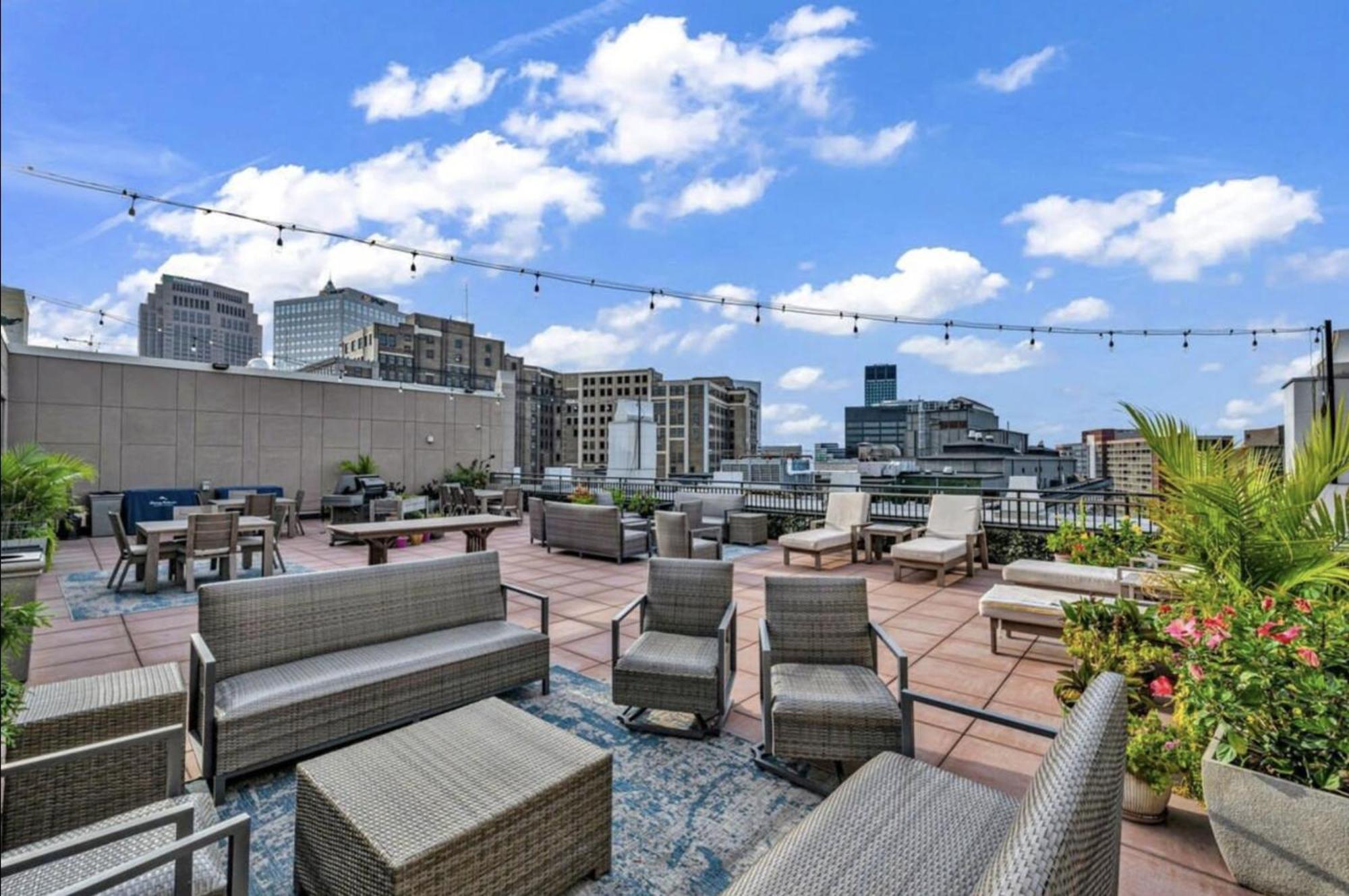 Heart Of Dt With Free Pool & Steam Plus Gym Luxe 812 Cleveland Exterior foto