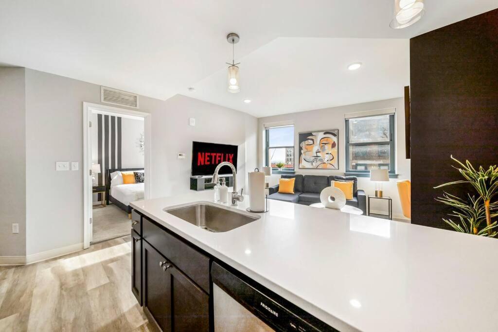 Heart Of Dt With Free Pool & Steam Plus Gym Luxe 812 Cleveland Exterior foto